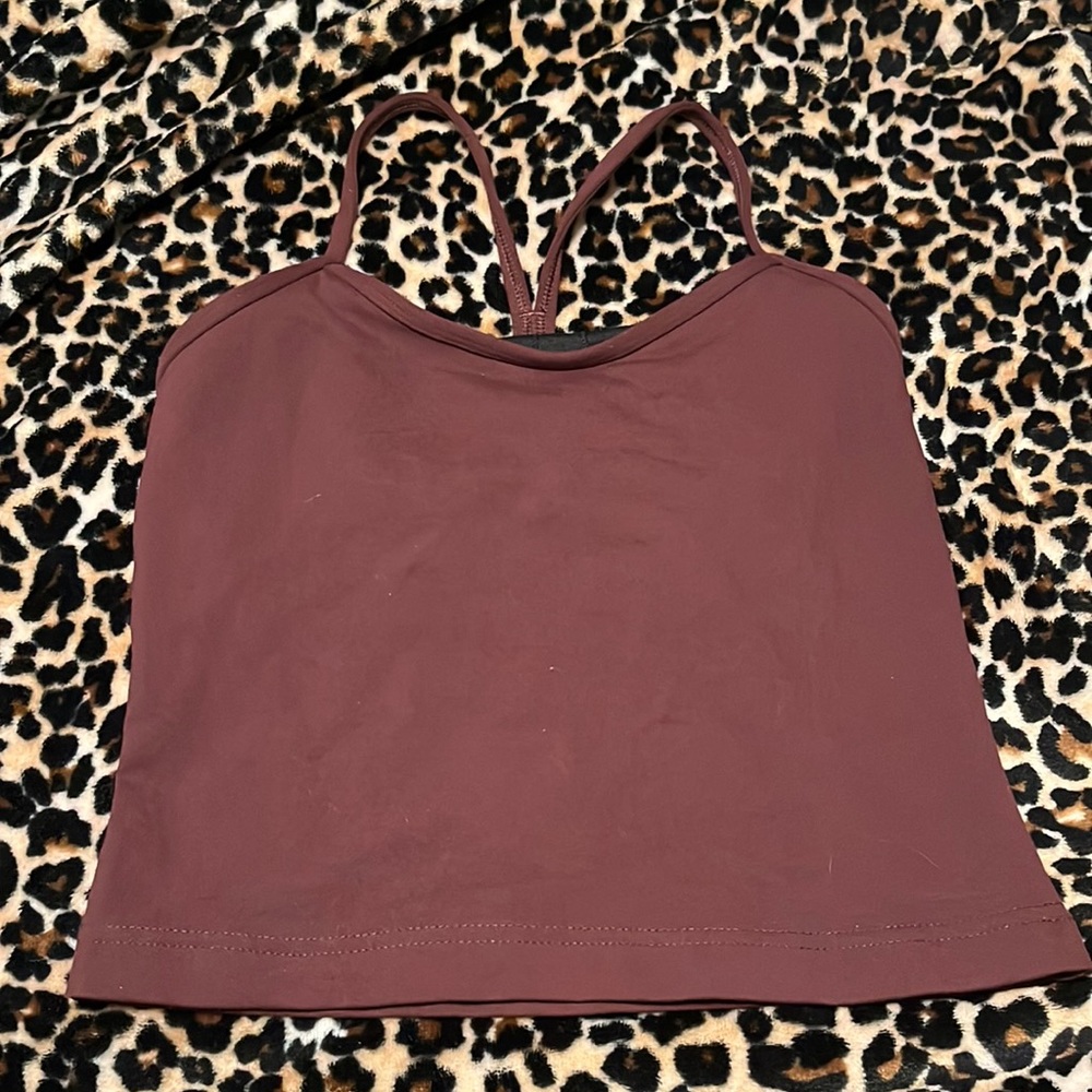 Cropped lululemon tank